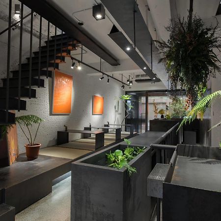 Hii-Hubs B&B Tainan Exterior foto
