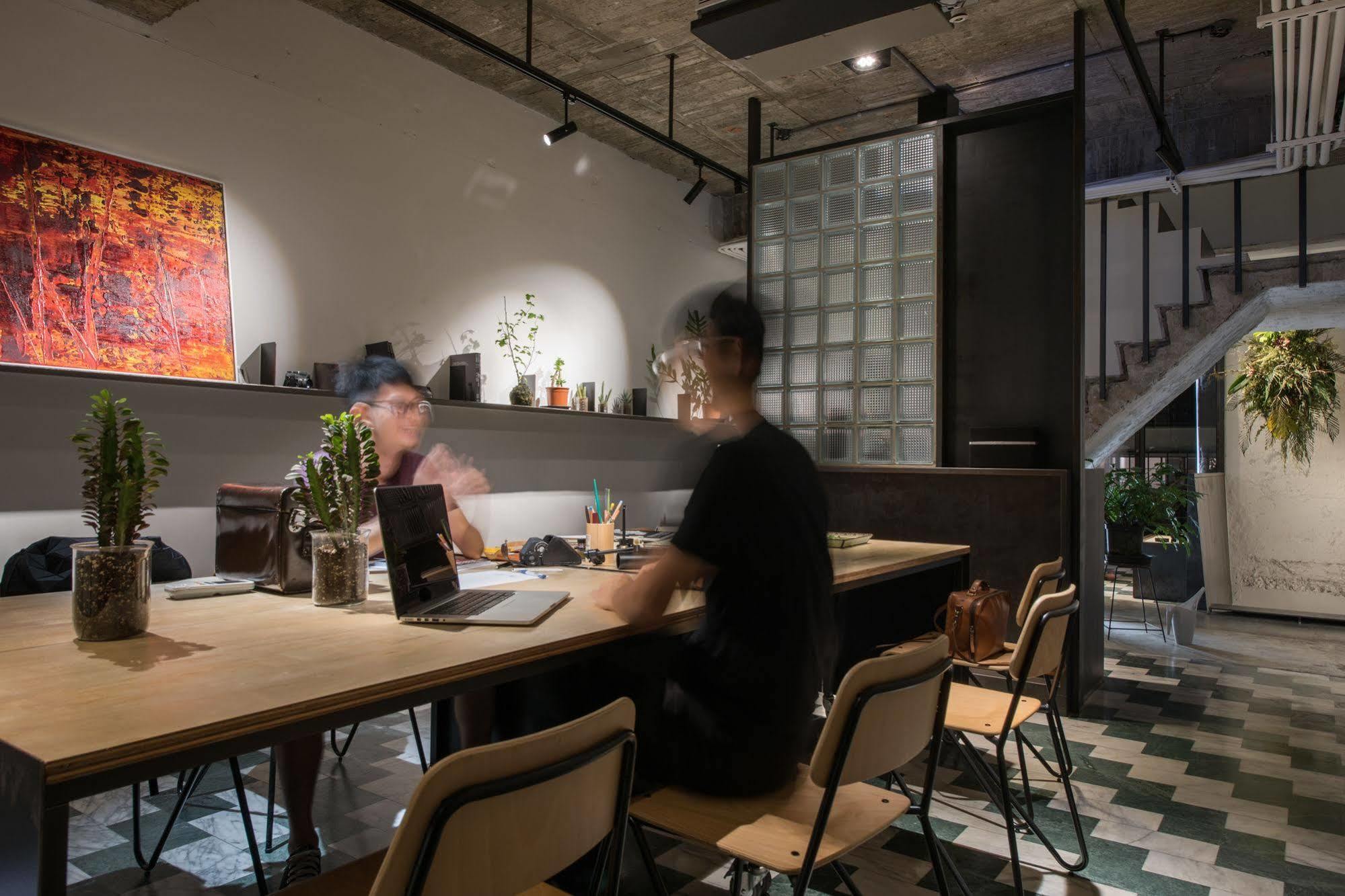 Hii-Hubs B&B Tainan Exterior foto